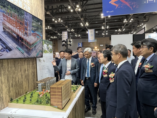 한국산림복지진흥원, 목재산업박람회 참여 모습