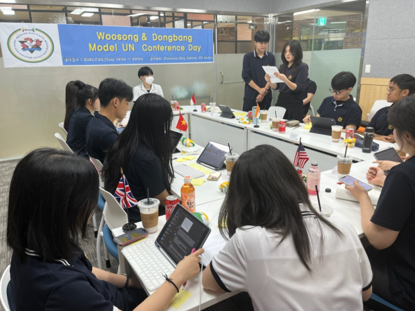 2023 영어 연합모의유엔회의 진행 모습
