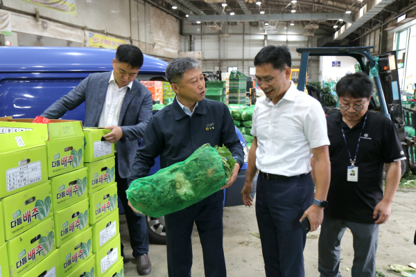앞쪽 정낙선 본부장, 이한수 장장
