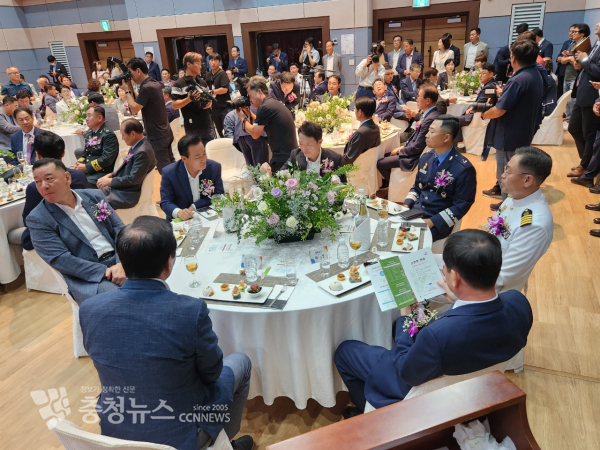 최원철 공주시장, 백성현 논산시장도 자리를 함께했다