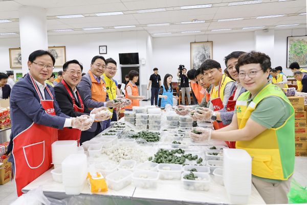 대전시자원봉사연합회, ‘추석맞이 정 나누기’ 행사 진행 모습
