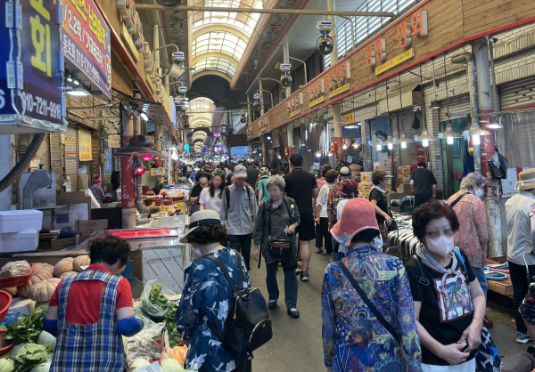 추석 성수기를 앞둔 전통시장 모습