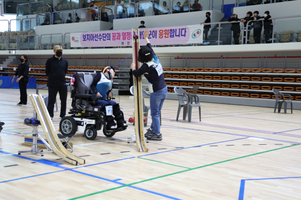 지난 3월 태안종합실내체육관에서 치러진 전국보치아선수권대회 모습.