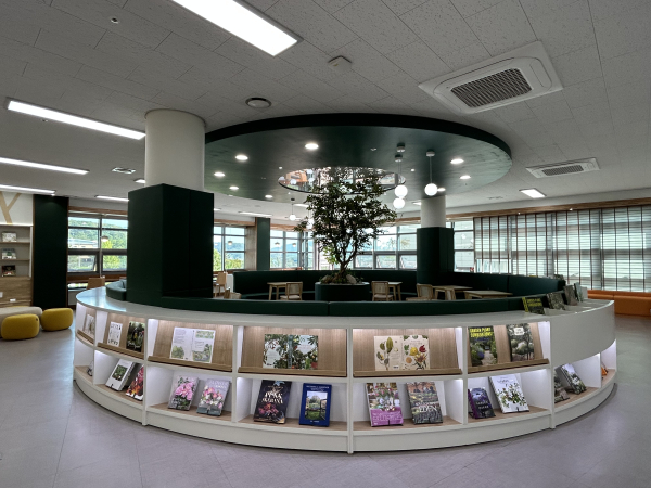 조경수마을 ‘전의나무도서관’ 개관