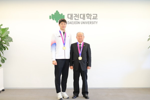 아시안게임 2관왕 오상욱, 모교 대전대 방문 모습