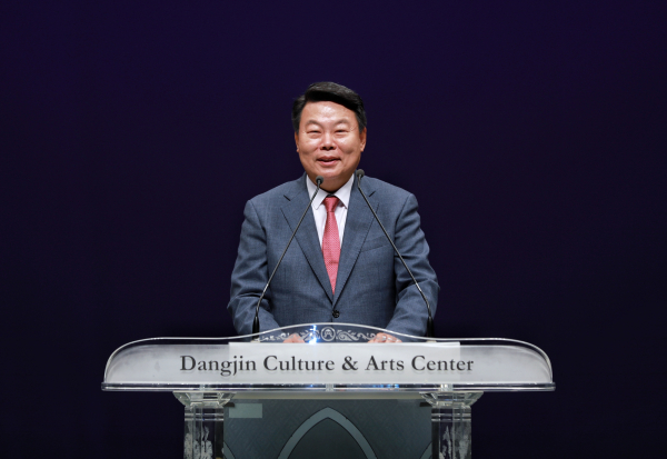 제27회 노인의 날 기념식에서 오성환 당진시장 인사말 모습