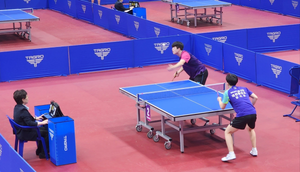 동산고 탁구 경기 모습