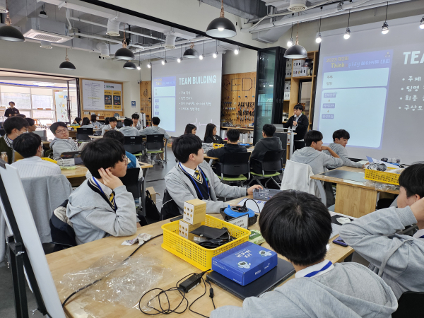 제2회 Think&Play 메이커톤대회 운영 모습
