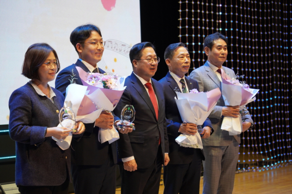 31일 오후 7시 대전 동구 자양동 우송예술회관에서  ‘2023 희망나눔콘서트’를 개최했다.