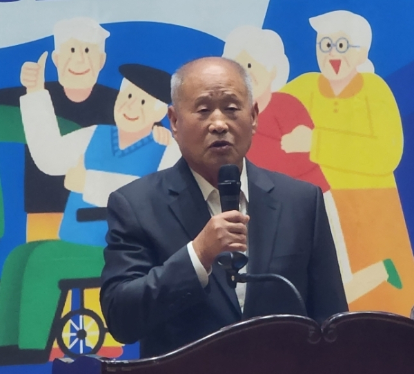대회사에 나선 이옥주 민주당 충남도당 노인위원장/사진=박동혁 기자