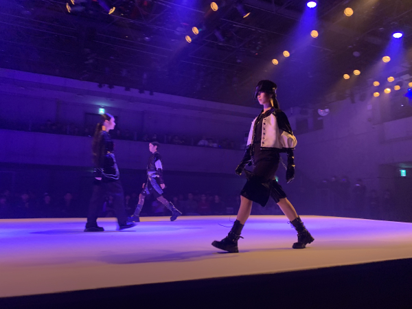 패션쇼 진행 장면/상명대 제공