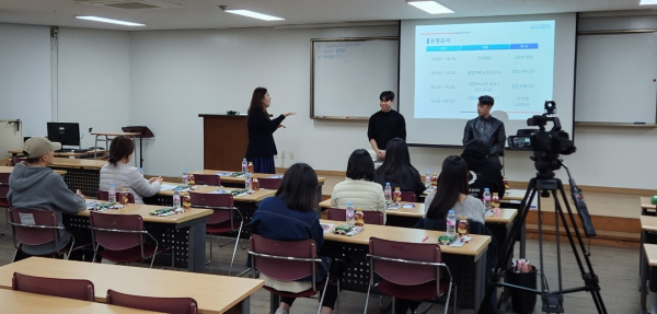 영업직 졸업 선배를 초청해 후배들과의 리얼(Real)한 토크 진행