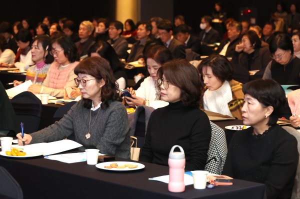 ‘독서인문교육 역량 강화 교(원)장 연수’ 실시