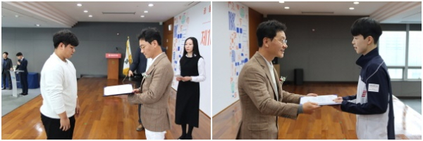 이승찬 계룡장학재단 이사장이 제104회 전국체육대회에서 우수 입상한 대전시 고등,대학생 선수들에게 장학금을 시상하고 있다.