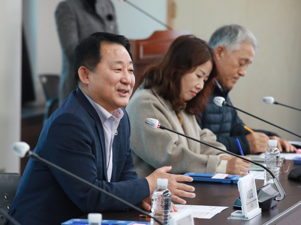 지난 20일 서구청 장태산실에서 열린 주민옴부즈맨 간담회 사진