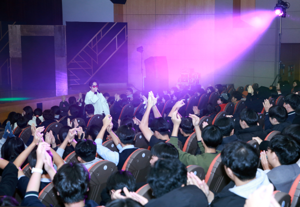 대전 서구, 학생들을 위한 마약 중독예방 뮤지컬 장면