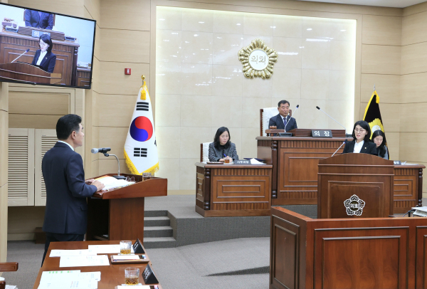 이응우 계룡시장, 김미정 계룡시의원