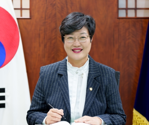 김희영 아산시의회 의장