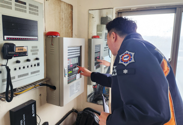 지난 16일 아파트 화재예방 합동 점검 모습.