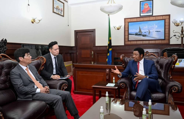 탄자니아 총리실과 수도이전 협력 추진 면담 진행 모습