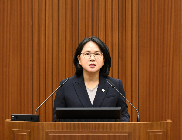 5분 발언하는 박란희 세종시의회 부의장