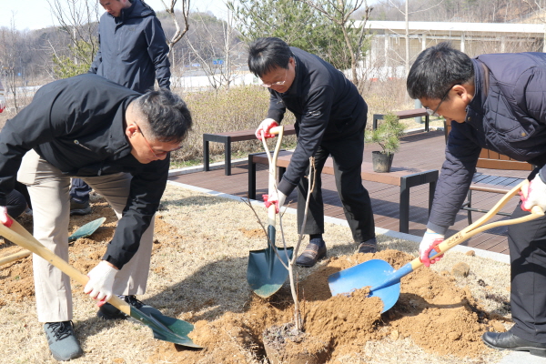 제79회 식목일 기념 나무심기 행사