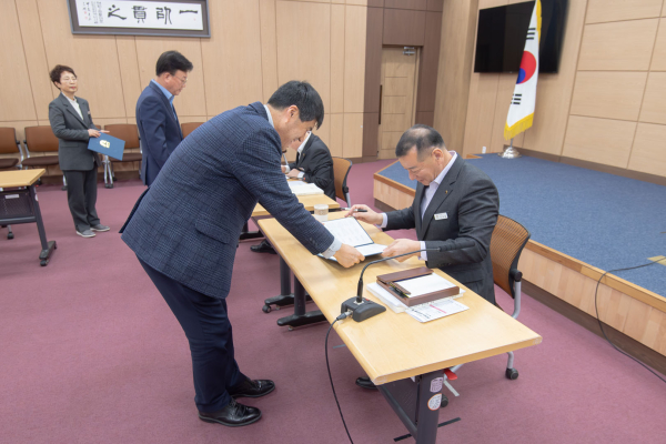 성과(BSC)과제 계약 체결식 모습