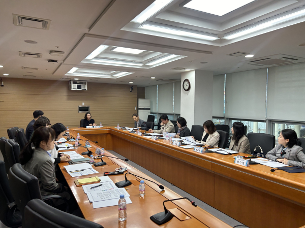 소아·청소년 당뇨병 환자 지원위원회 구성 및 회의 진행 모습