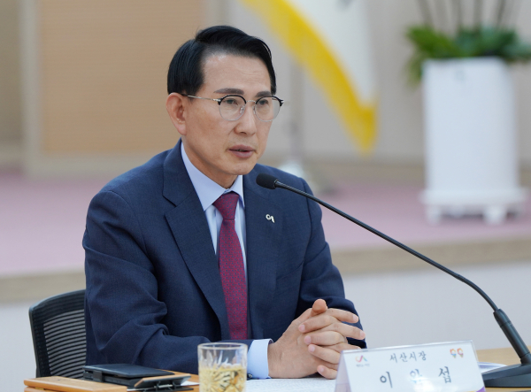 9일 시청 대회의실에서 이완섭 서산시장 주재로 진행된 ‘2024 서산 모항 국제 크루즈선 운항 활성화 TF 3차 회의’