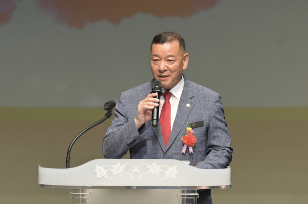 8일, 공주문예회관에서 ‘제52회 어버이날 기념식’ 개최 모습