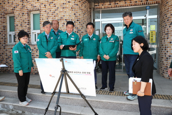 태안군의회 2024년도 상반기 주요사업장 현지답사 모습.