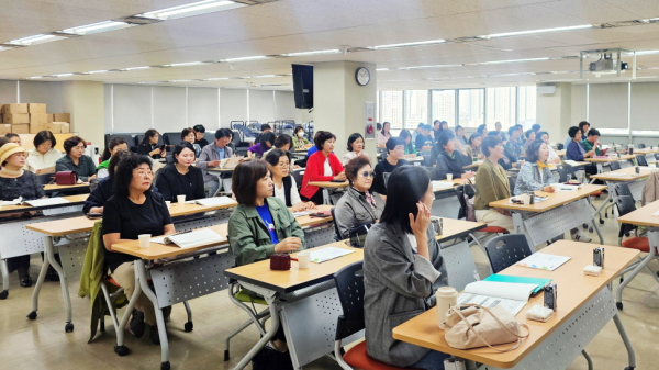 복지만두레 리더 및 공무원을 대상으로 교육의 장을 마련했다.