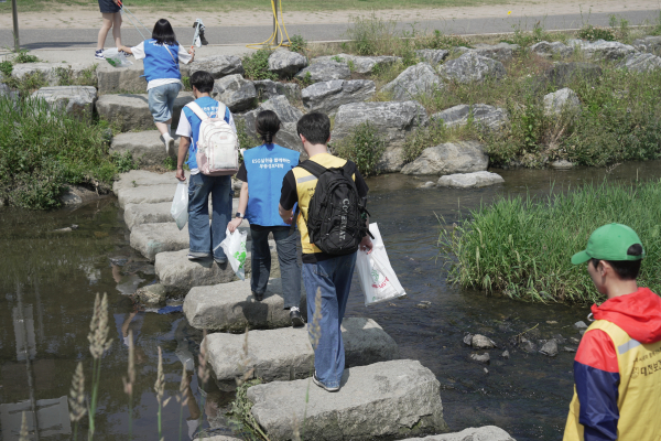 대전보건대·우송정보대·대전과기대, 대학연합 그린로드 플로깅 봉사활동 모습