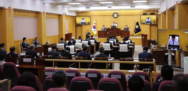 서산시의회, 제294회 임시회 폐회식 모습