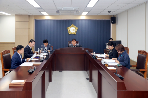 제109회 임시회 폐회 중 의회운영위원회 개최 모습