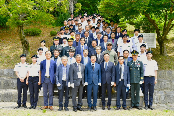 故권영주 중위 제44주기 추모식 거행