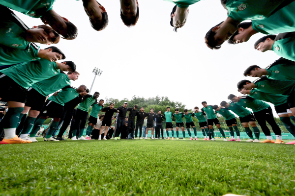 대전하나시티즌 선수들 화이팅 모습