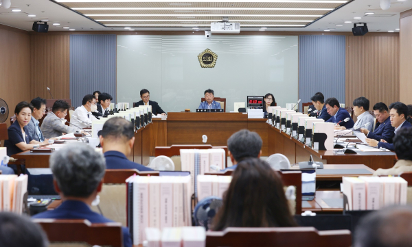 제352회 정례회 제2차 예산결산특별위원회(2023회계연도 충청남도교육비특별회계결산 승인의 건)