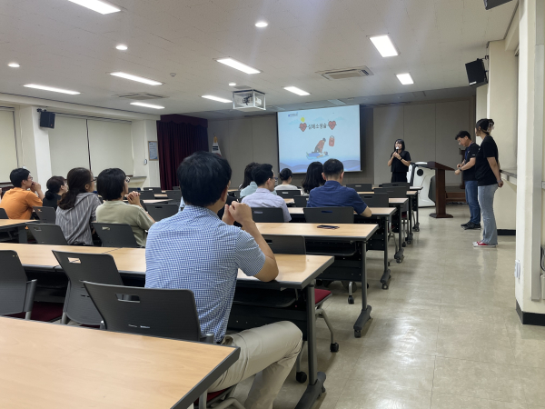 심폐소생술 및 응급처치 교육 모습