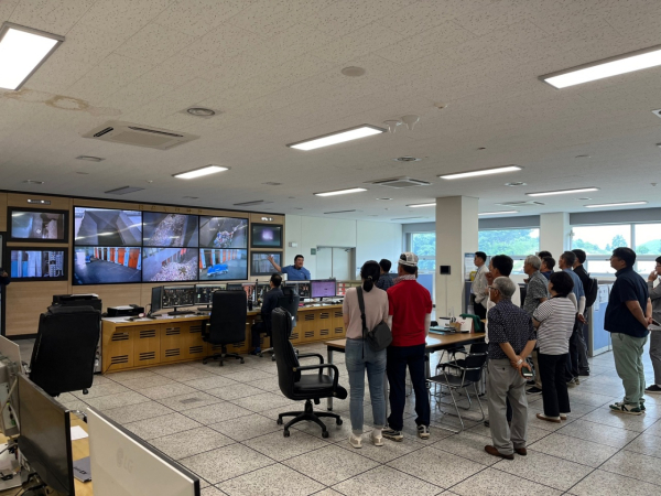 친환경종합타운 주민지원추진단, 안동 소각시설 견학 모습