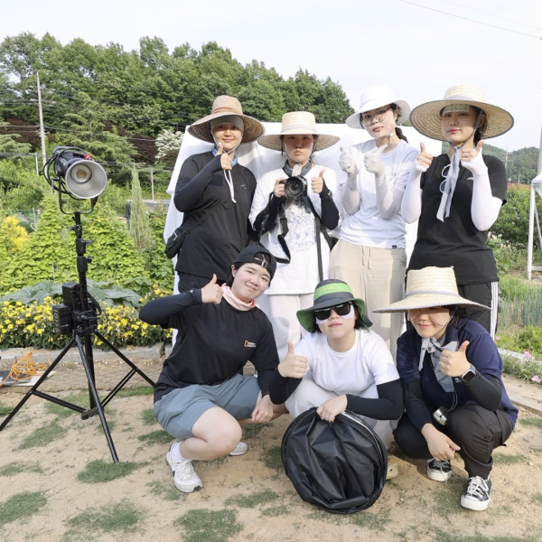 사진영상미디어전공, 충남지역 어르신 장수사진 봉사 기념사진