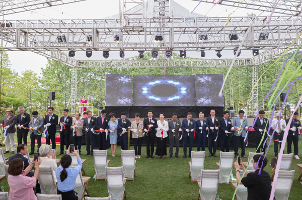 박경귀 아산시장, ‘2024 모나밸리 국제아트페어’ 개막식 참석