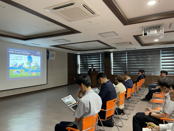 10일 강원도청 제2별관에서 강원 수열에너지 융복합 클러스터 데이터센터 유치설명회를 개최했다.