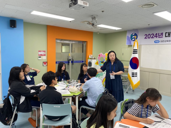 대전교육정책 학생모니터단 역량강화 캠프 진행 모습