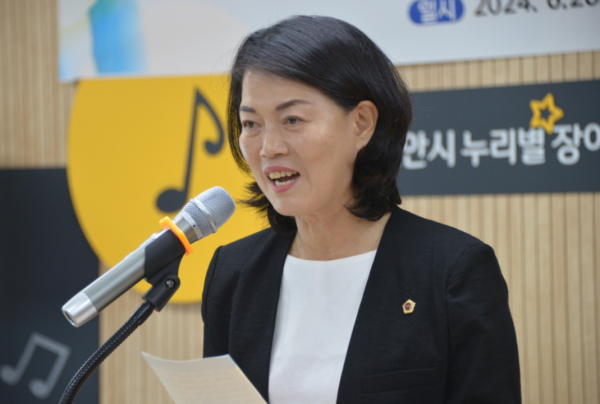 축사하는 충남도의회 이현숙 의원(비례·국민의힘)축사하는&nbsp;