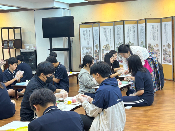 세대공감 효인성 체험캠프 진행(전통떡 만들기 체험)