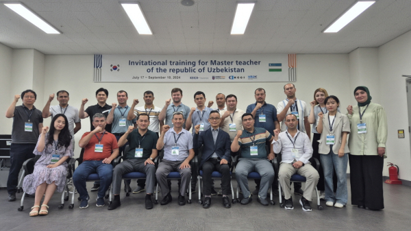 KOICA 우즈베키스탄 교사 연수 진행 단체사진