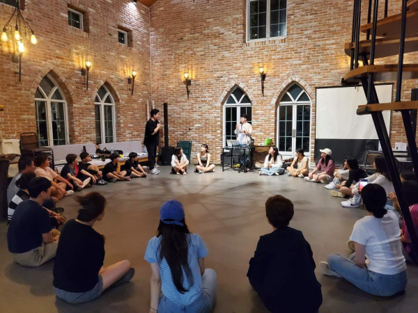 여학생가정형위(Wee)센터는 ‘발표회 및 1박 2일 가족 강화 캠프’ 진행 모습