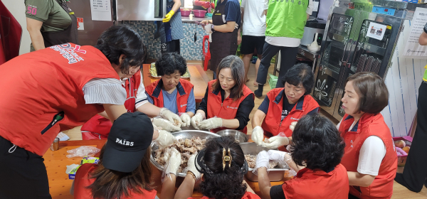 대전충남지부 메디체크어머니봉사단, 무료급식소‘행복한집’ 배식 봉사활동 진행 모습