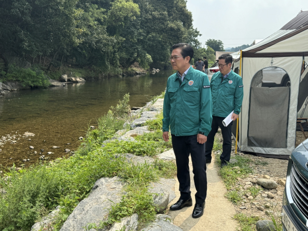 김석필부시장 물놀이 관리지역 현장점검 모습